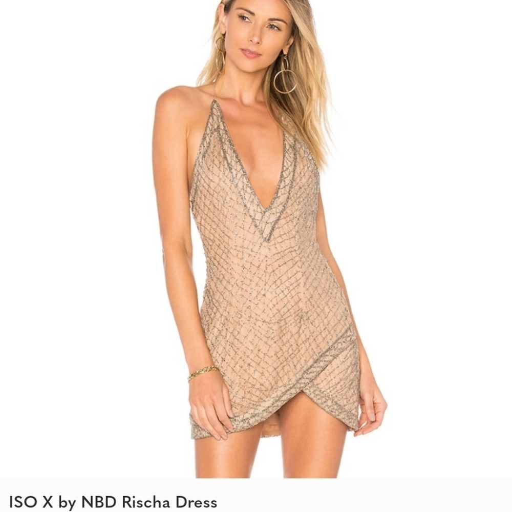 LOOKING FOR THIS DRESS IN XS or S
